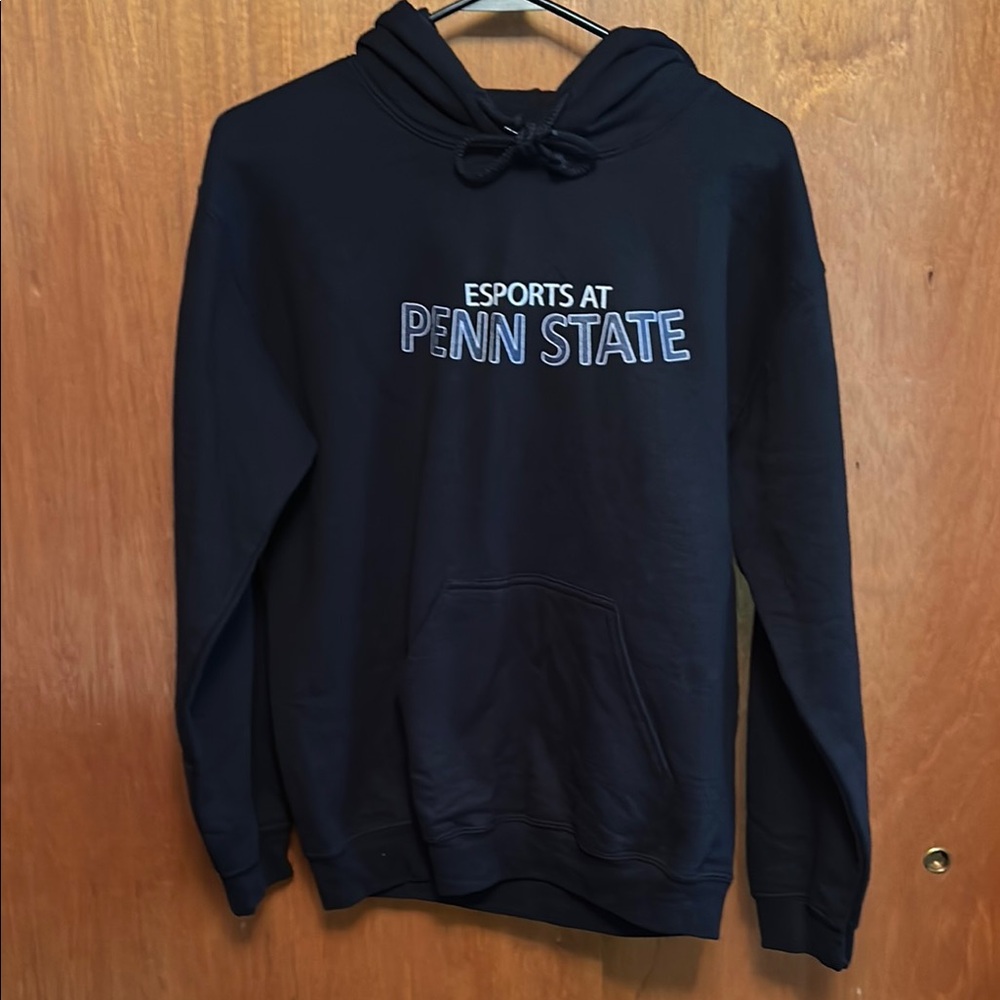 Gildan Black Sweatshirt Hoodie Casual Wear